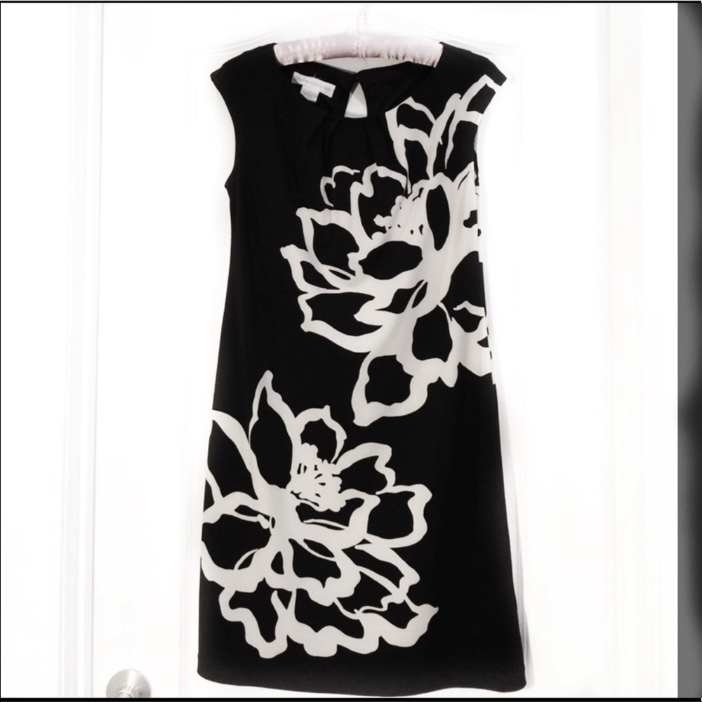 Studio by London Times black white floral …